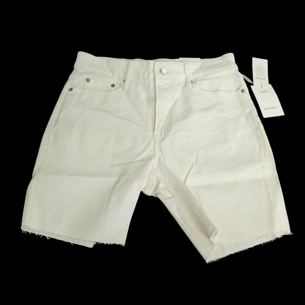 NWT Free Assembly Off White Jean Shorts with Distressed Hem Size 6